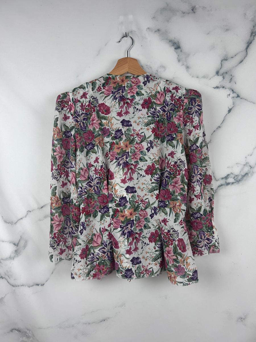Blusa vintage tipo blazer con estampado floral y cuello blanco