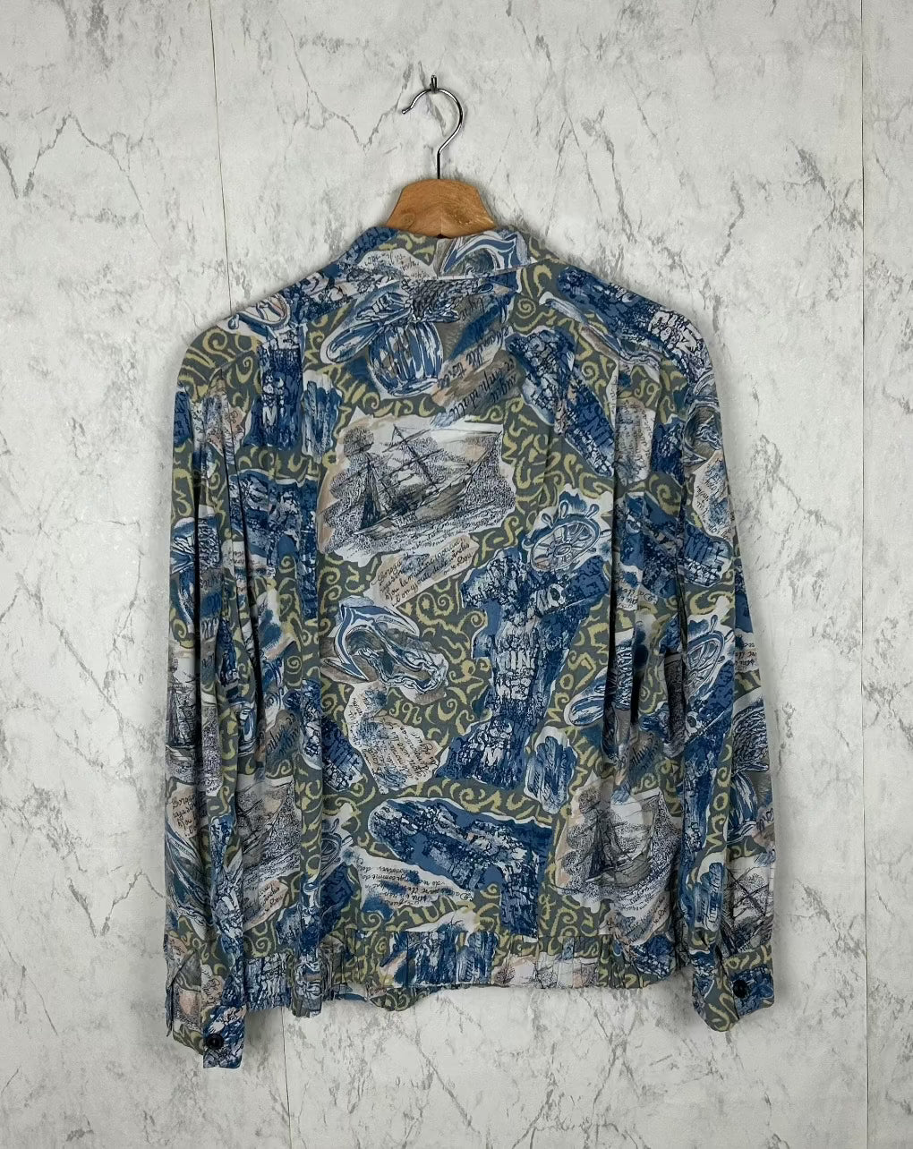 Camisa vintage estampada