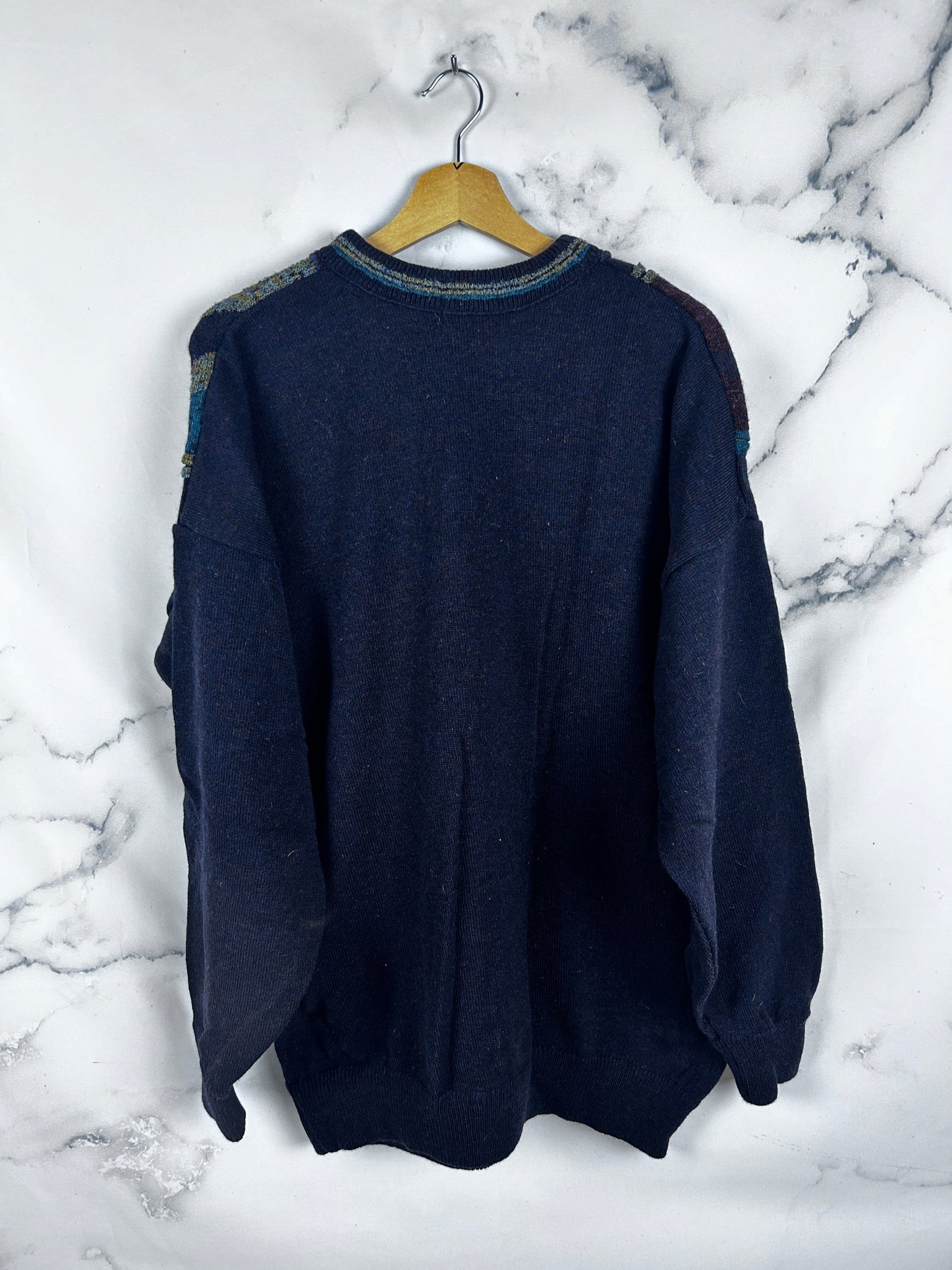 Jersey vintage de lana en tonos oscuros