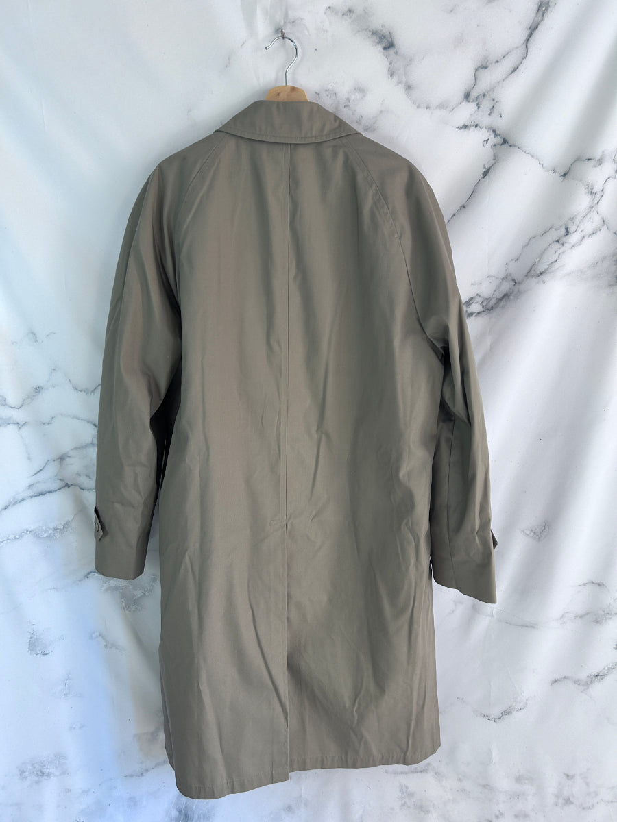 Gabardina vintage beige con interior de pelito