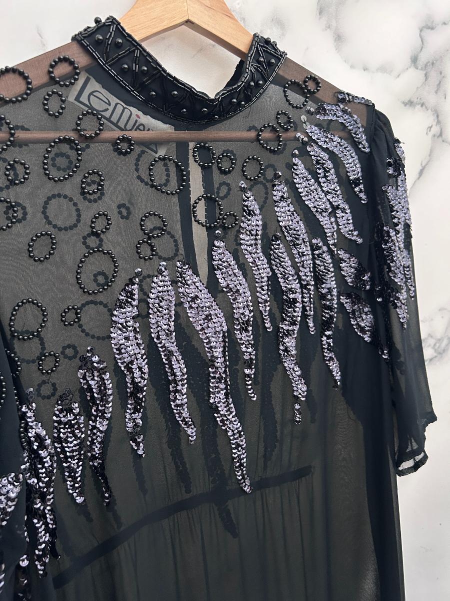 Blusa vintage negra transparente con lentejuelas