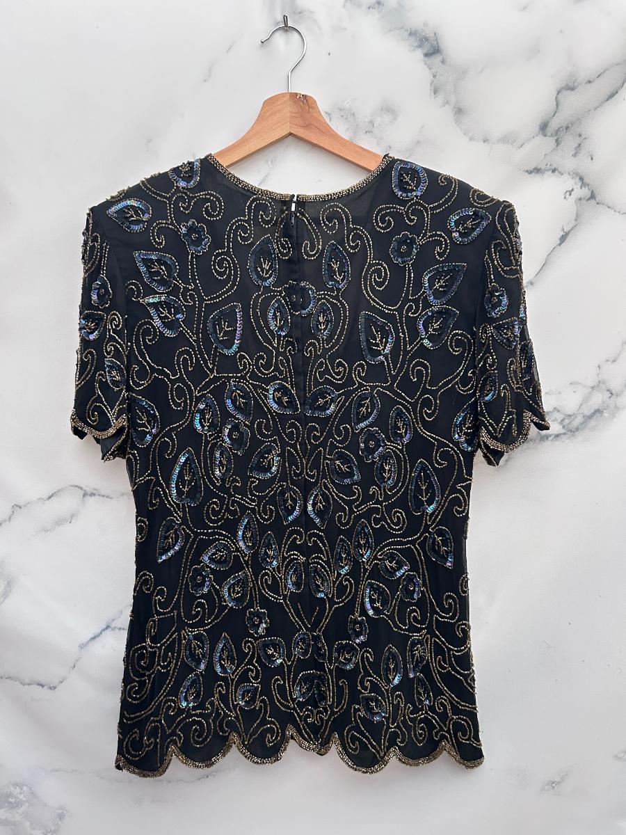 Blusa vintage bordada de pedrería