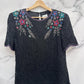 Blusa vintage negra con bordado y lentejuelas