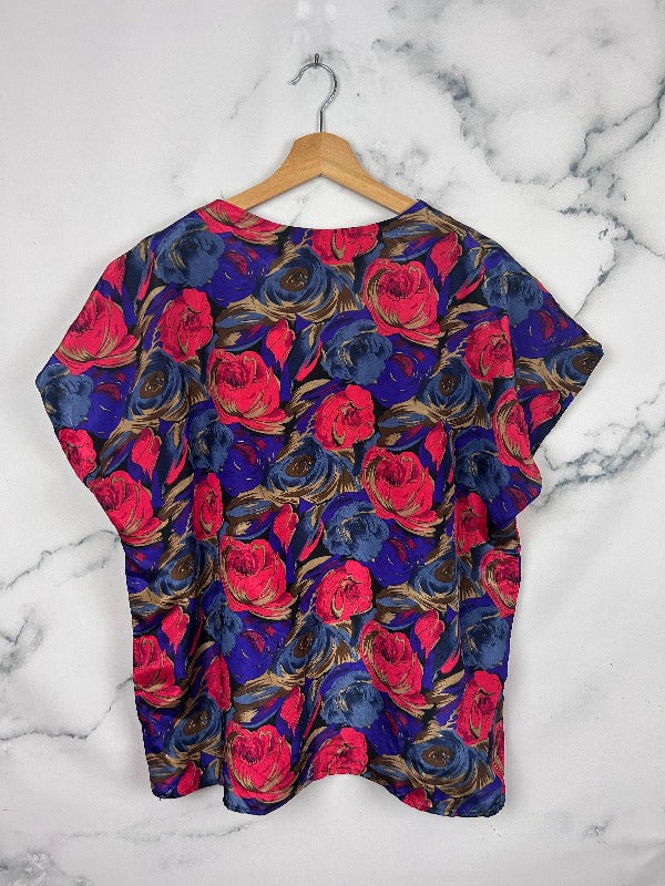 Blusa vintage con estampado floral