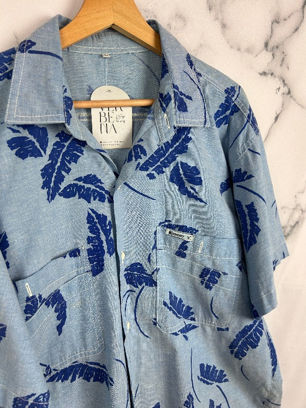 Camisa vintage con estampado hawaiana