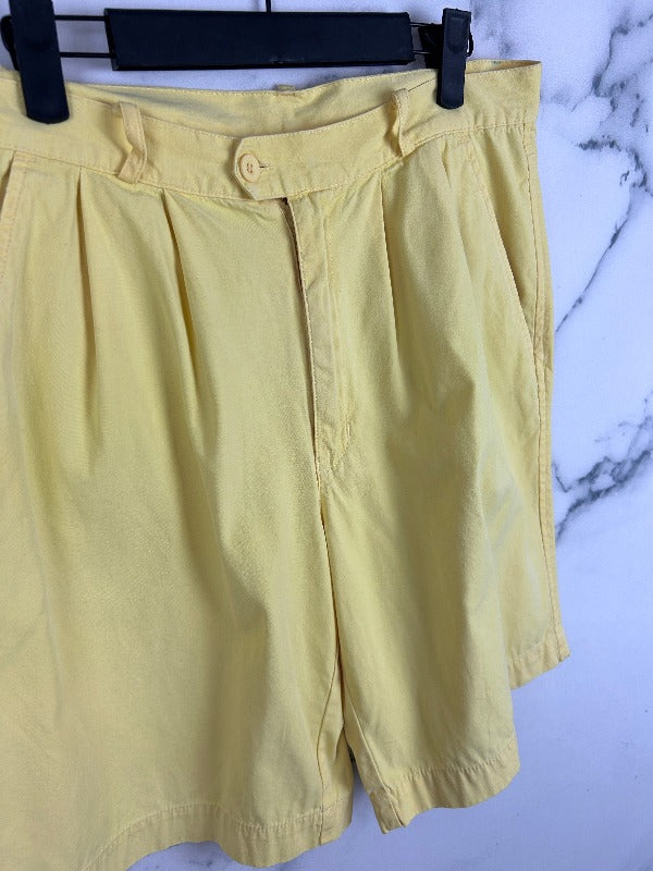 Bermudas vintage amarillas