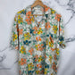 Camisa vintage con estampado tipo hawaiano