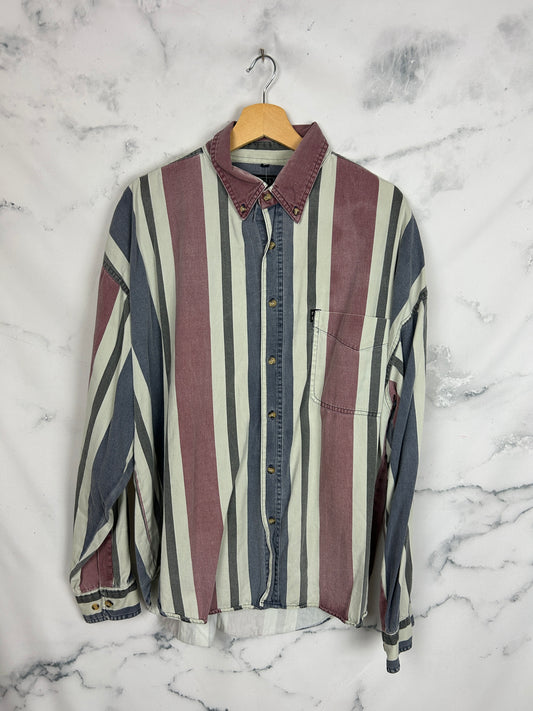 Camisa vintage de rayas verticales