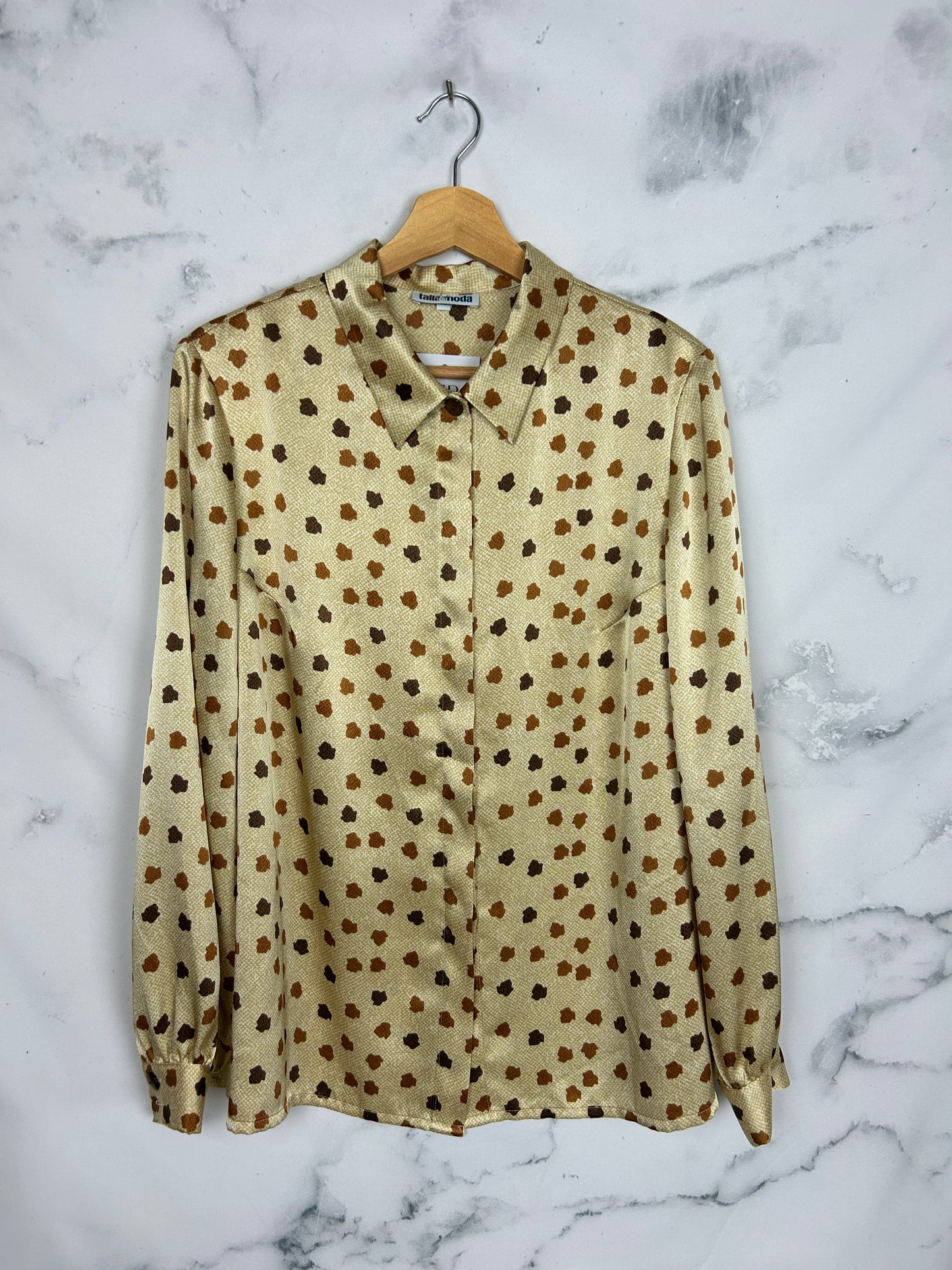 Blusa vintage con estampado setentero