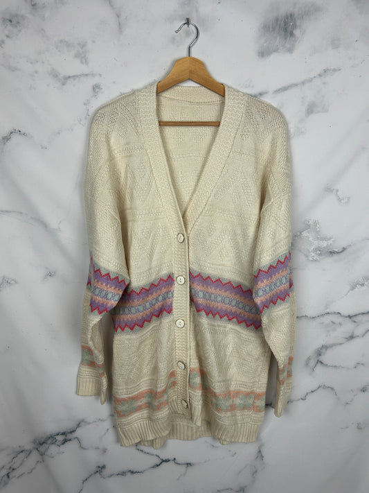 Maxi cárdigan vintage en blanco roto con bonitos botones