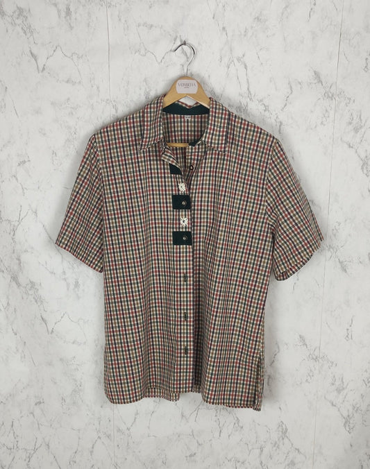 Camisa estilo austríaco